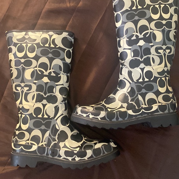 🎀 Coach Signature Rain Boots - size 7 - Picture 5 of 5
